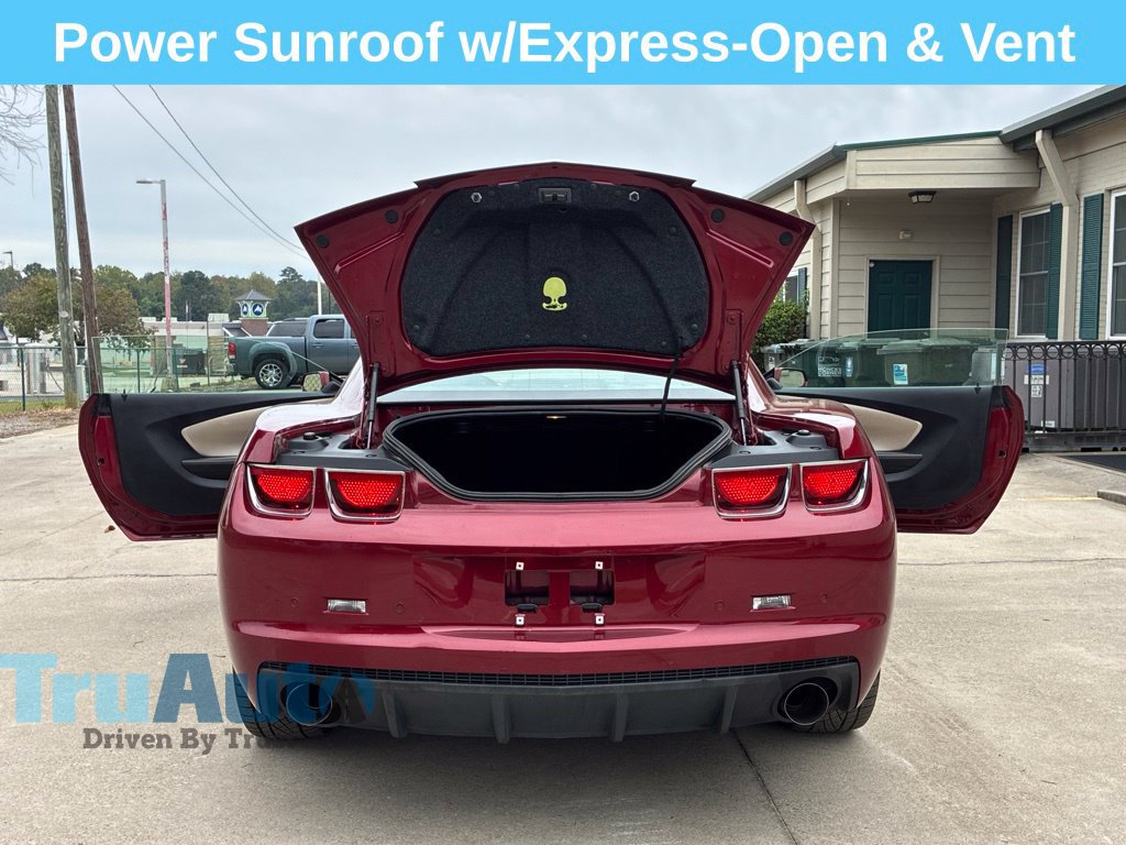 Used 2010 Chevrolet Camaro SS w/ RS Package RWD image 16