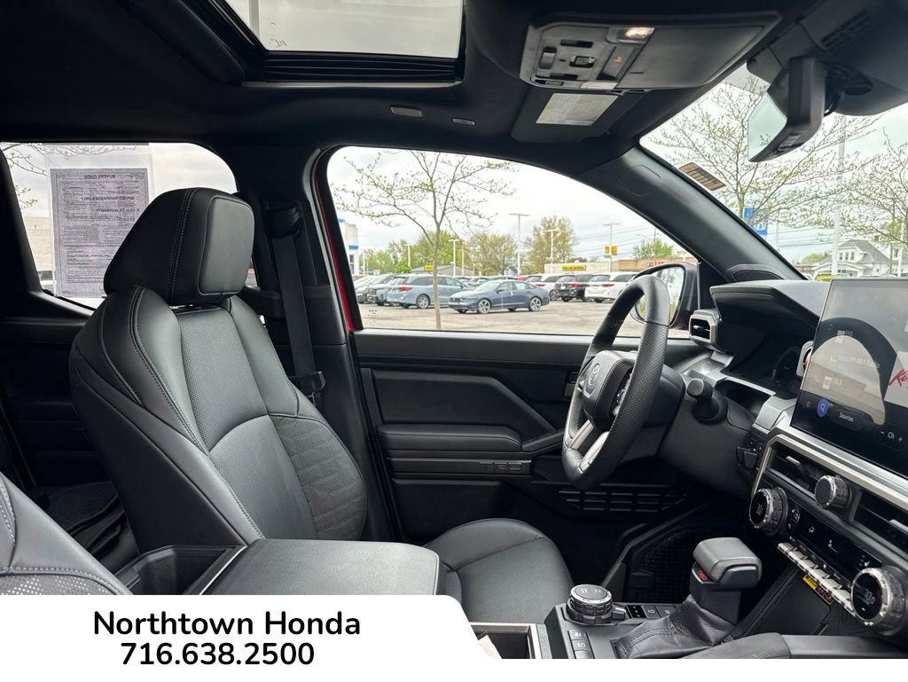 Used 2024 Toyota Tacoma TRD Sport w/ TRD Sport Premium Package AWD/4WD image 16