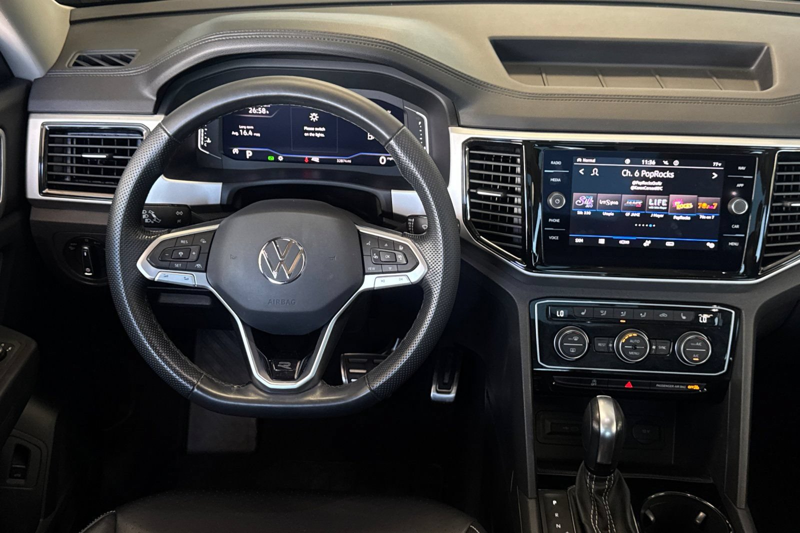 Used 2023 Volkswagen Atlas SEL R-Line AWD/4WD image 14