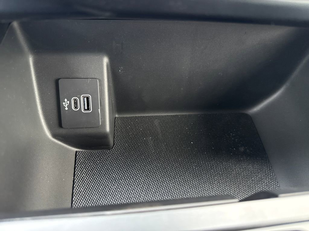 New 2025 Ford F150 Lightning Flash image 36