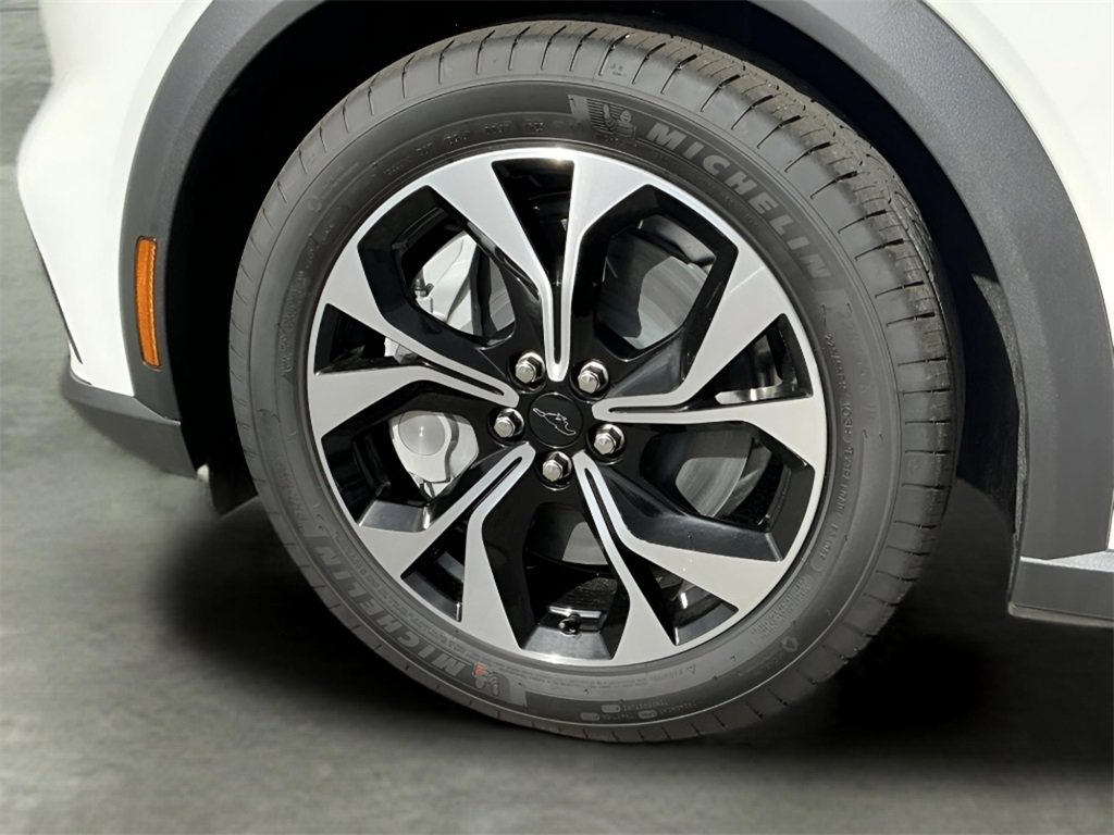Used 2025 Ford Mustang Mach-E Select image 18
