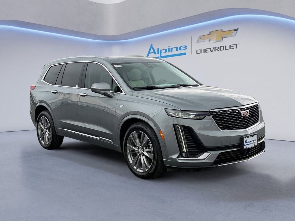 Used 2023 Cadillac XT6 Premium Luxury w/ Technology Package AWD/4WD image 7