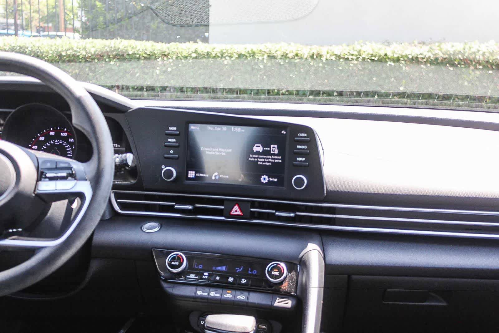 Used 2023 Hyundai Elantra SEL FWD image 17