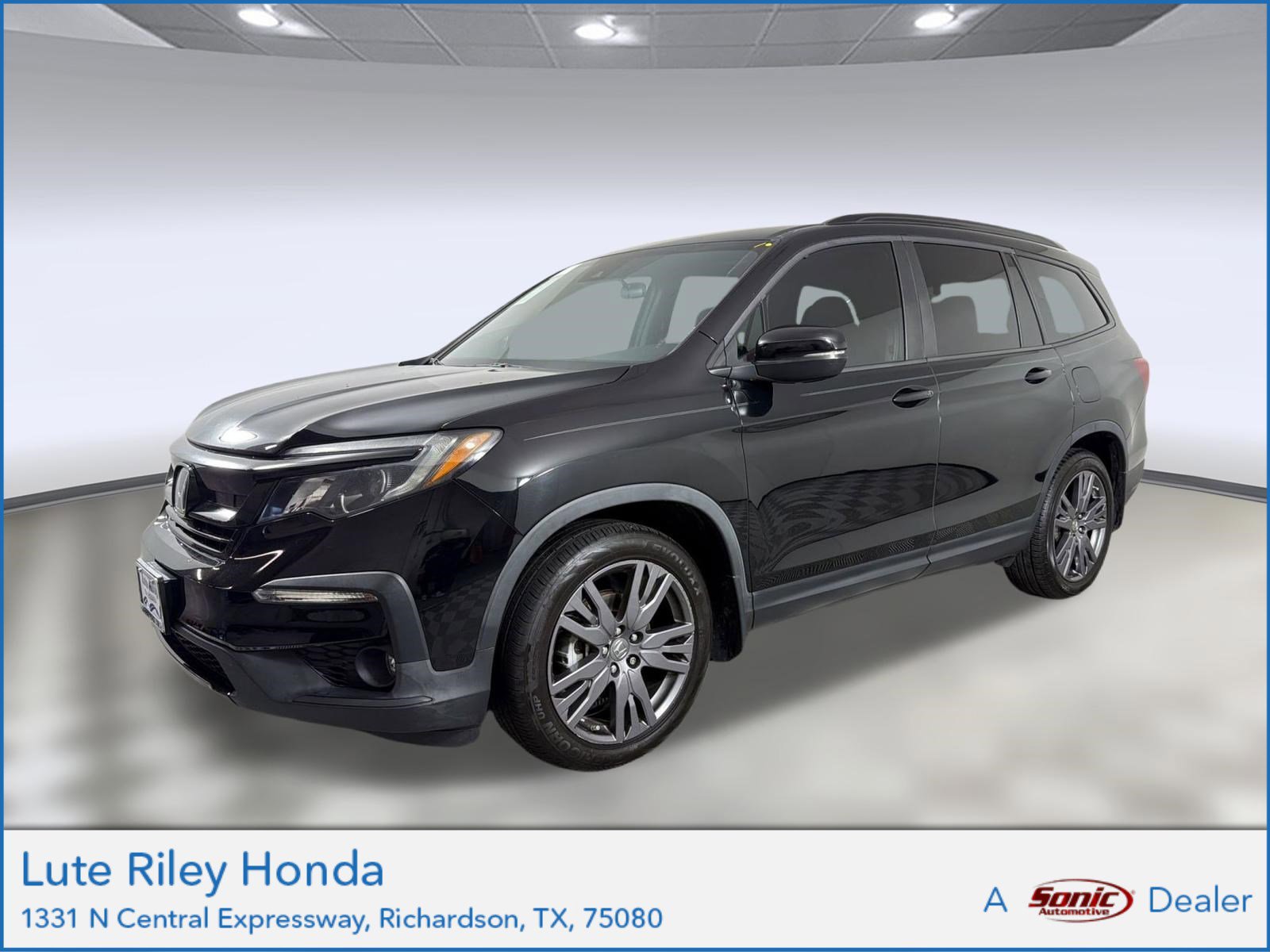 Used 2022 Honda Pilot Sport image 1