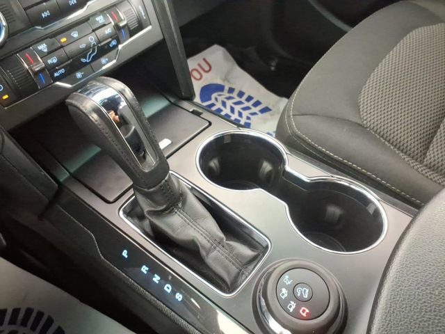 Used 2016 Ford Explorer XLT w/ Equipment Group 201A AWD/4WD image 22