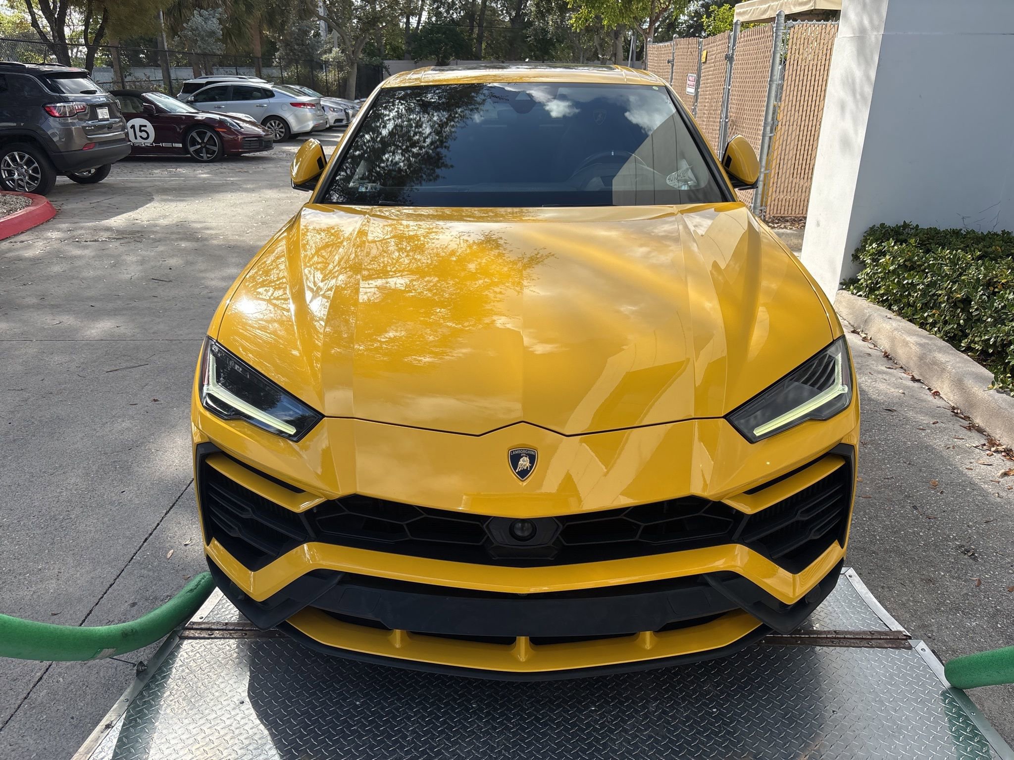 Used 2021 Lamborghini Urus image 1