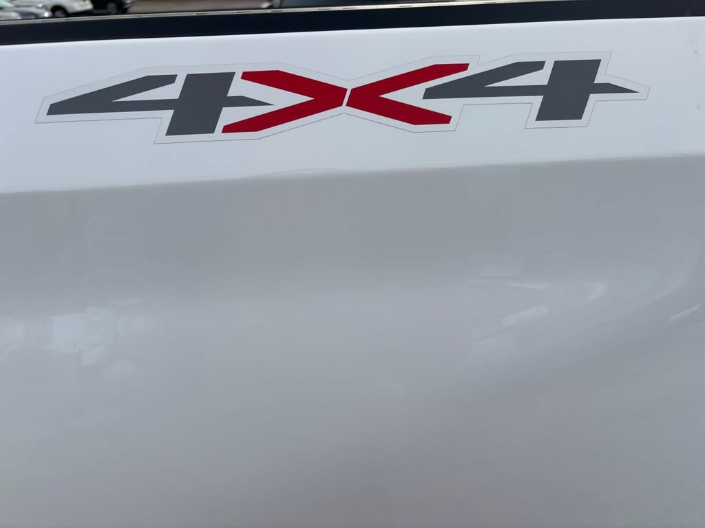 Used 2025 Chevrolet Silverado 1500 LT w/ Leather Package image 18