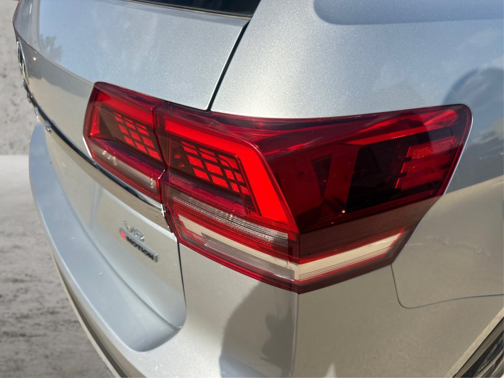Used 2018 Volkswagen Atlas SEL Premium AWD/4WD image 23