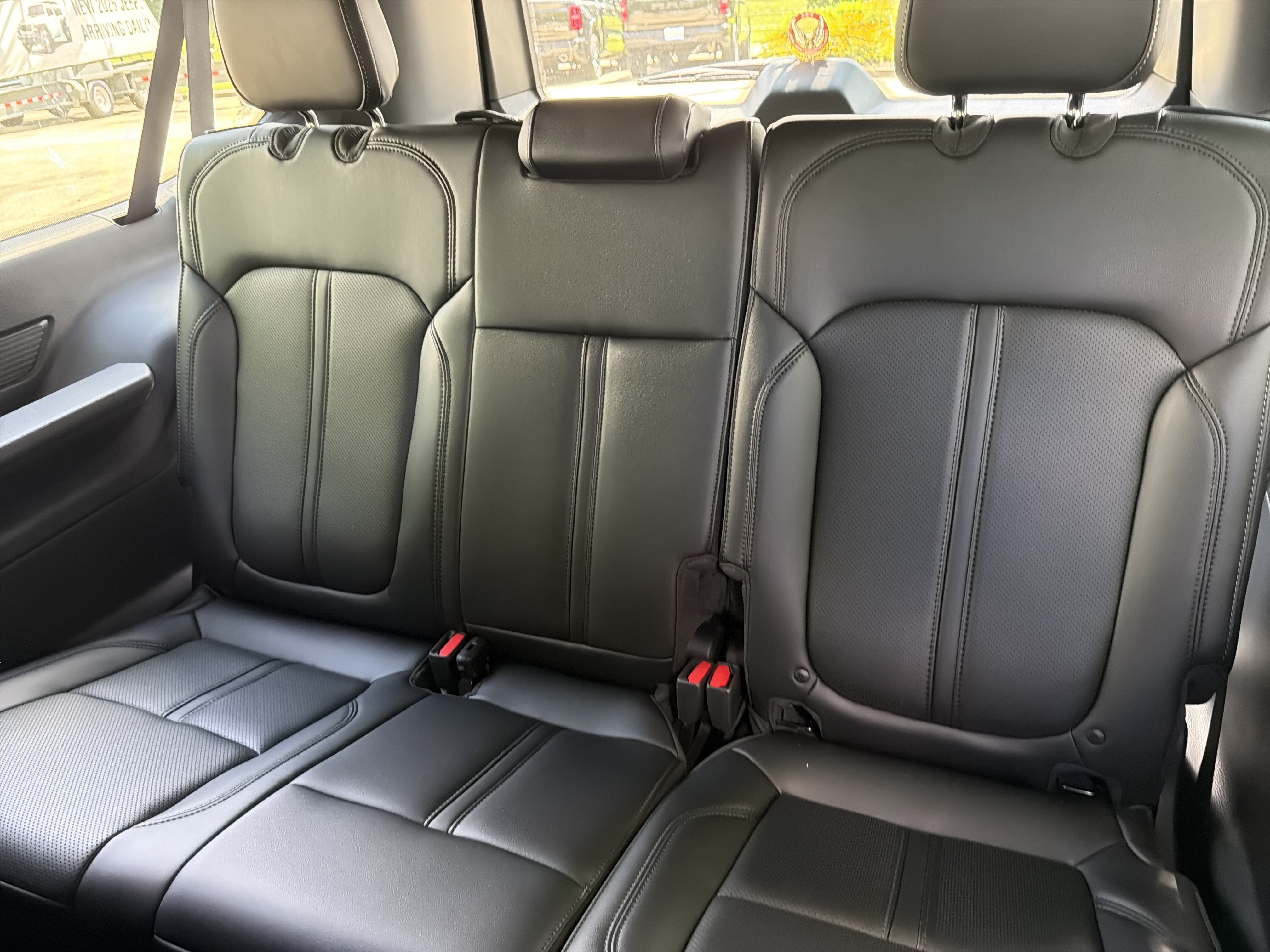 New 2026 Jeep Grand Wagoneer L 4WD w/ 8-Passenger Seating Package image 22