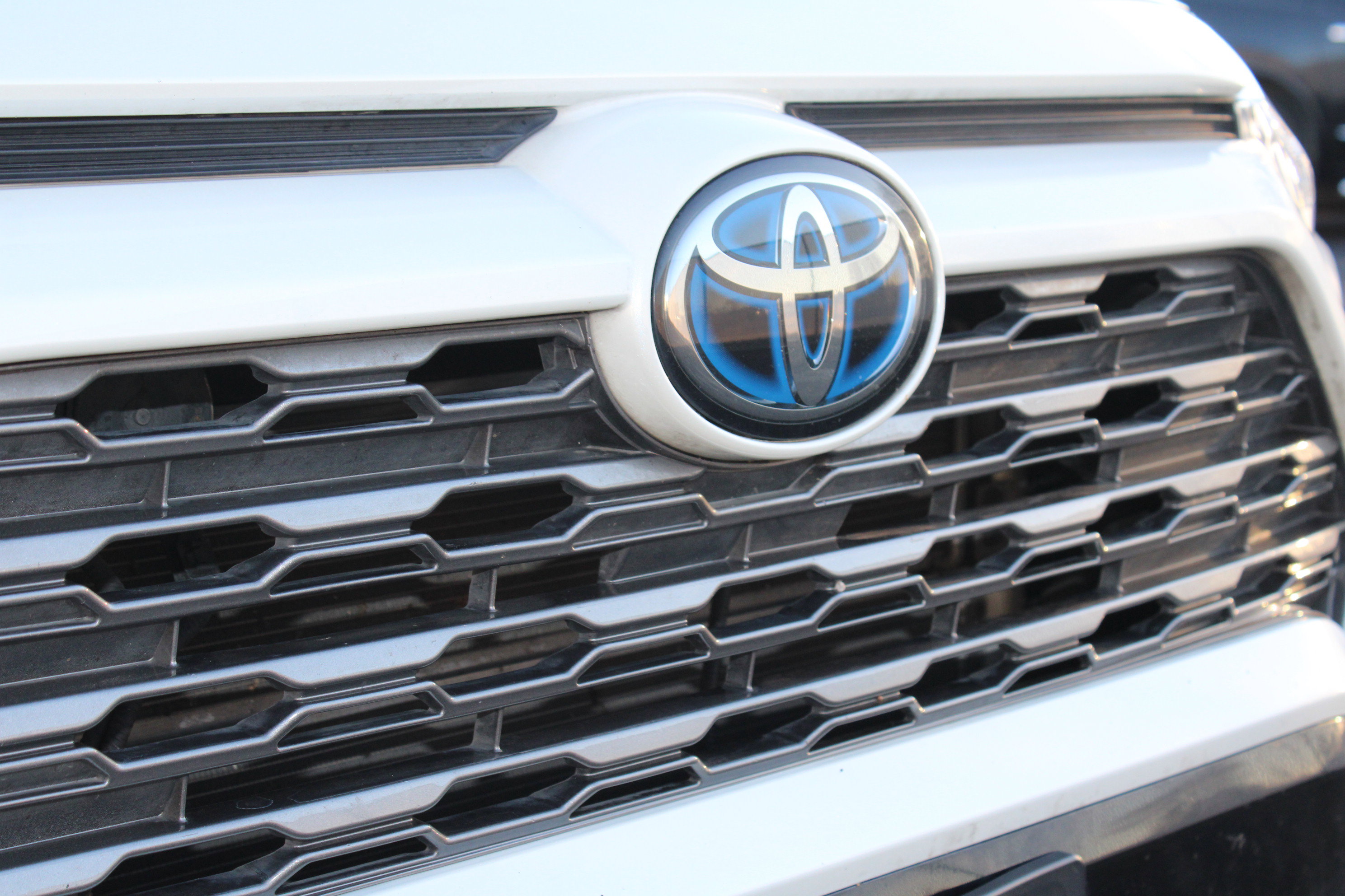 Used 2021 Toyota RAV4 XSE image 62
