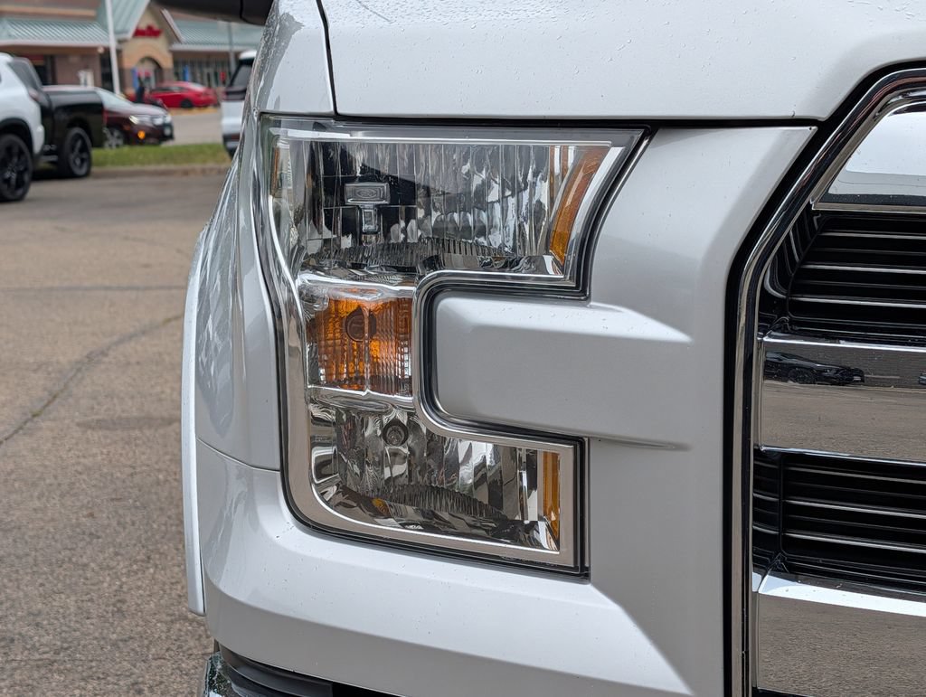 Used 2016 Ford F150 Lariat AWD/4WD image 3