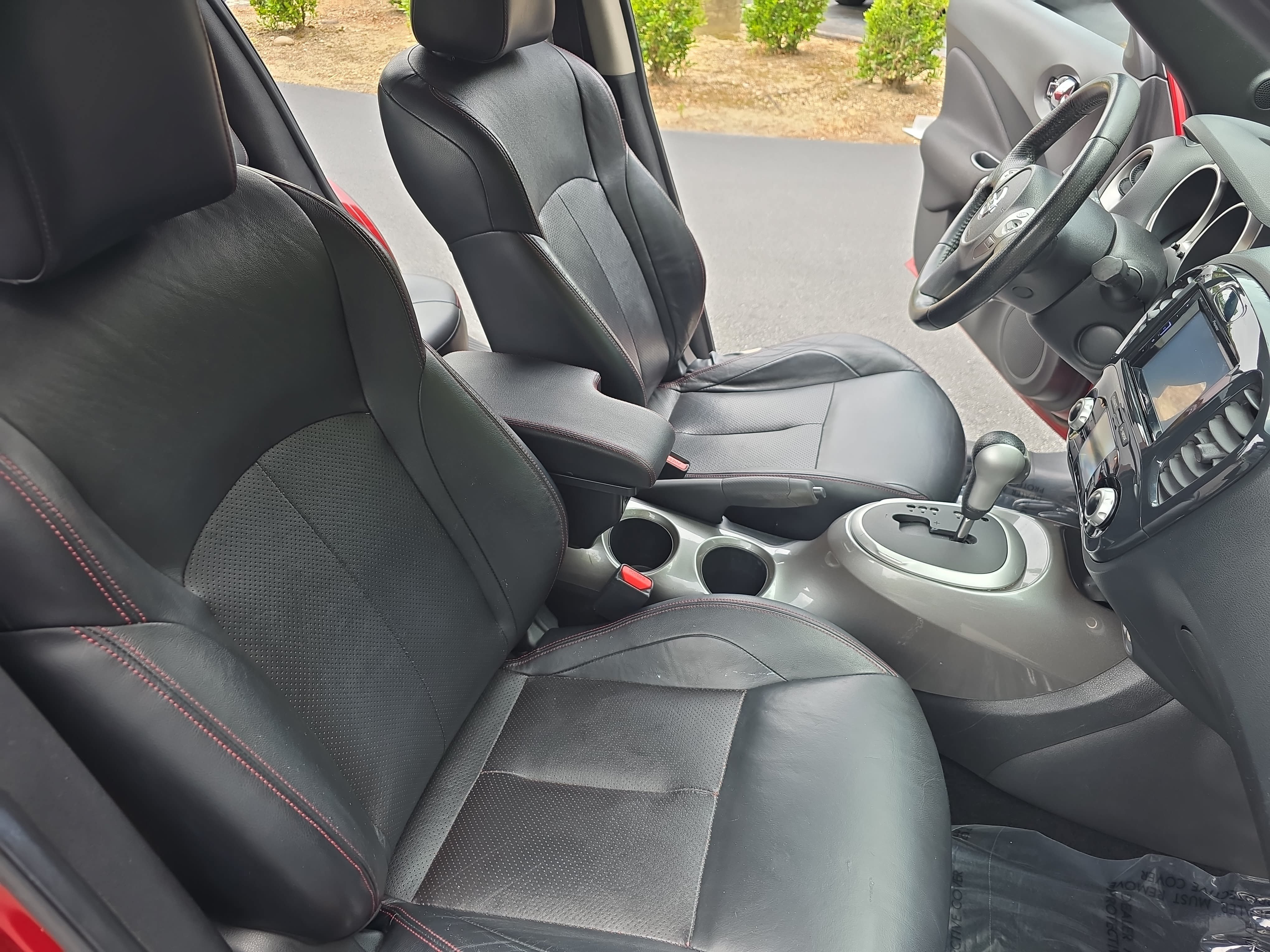 Used 2012 Nissan Juke SL AWD/4WD image 10