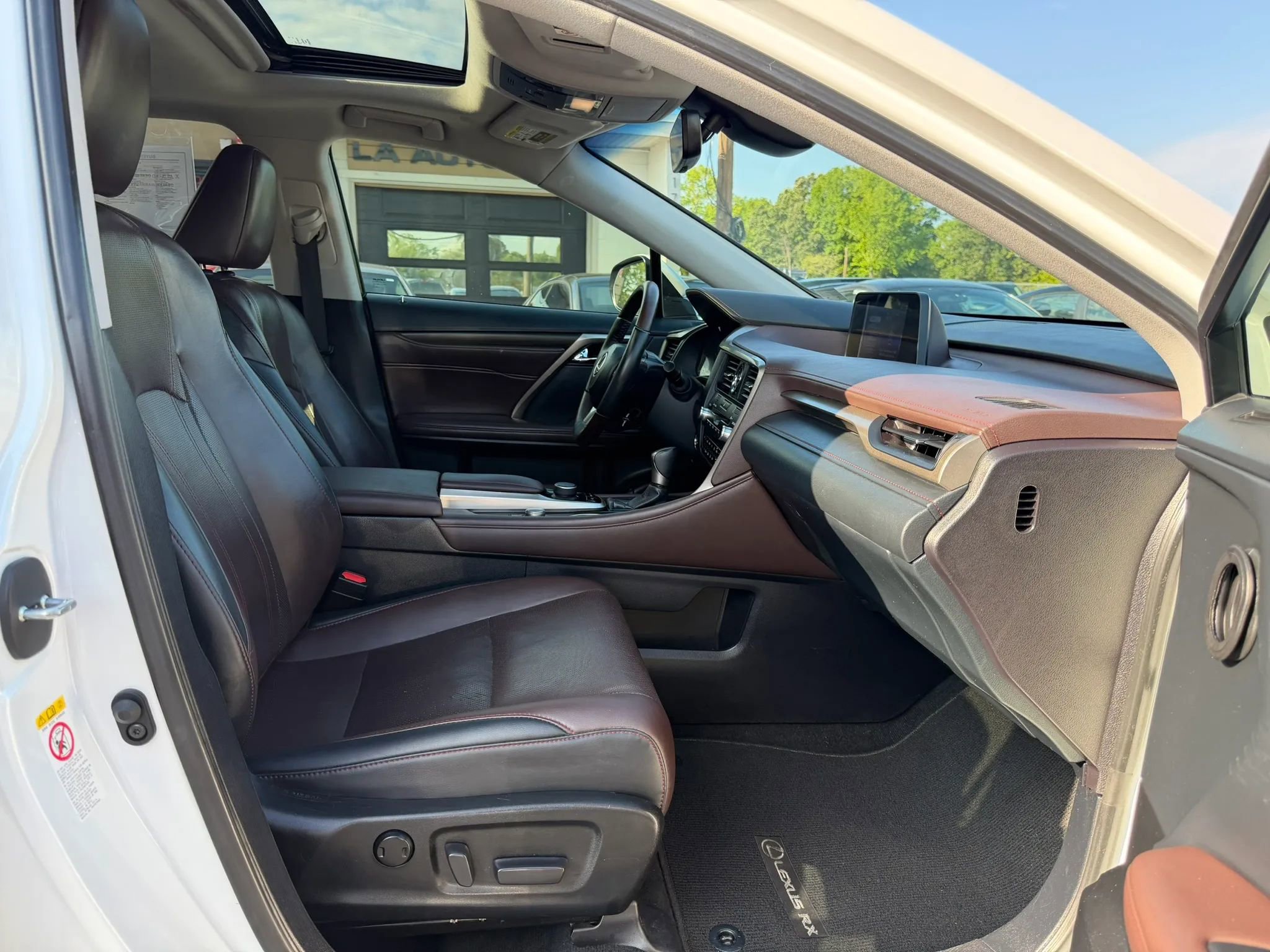 Used 2018 Lexus RX 350 FWD w/ Premium Package image 24