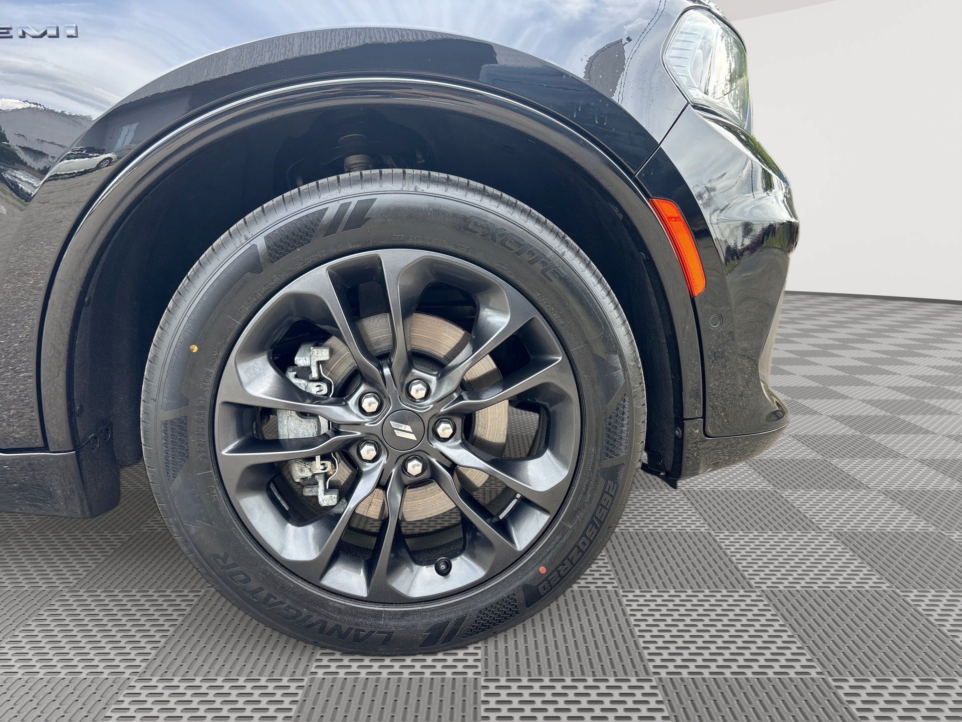 Used 2022 Dodge Durango R/T AWD/4WD image 31