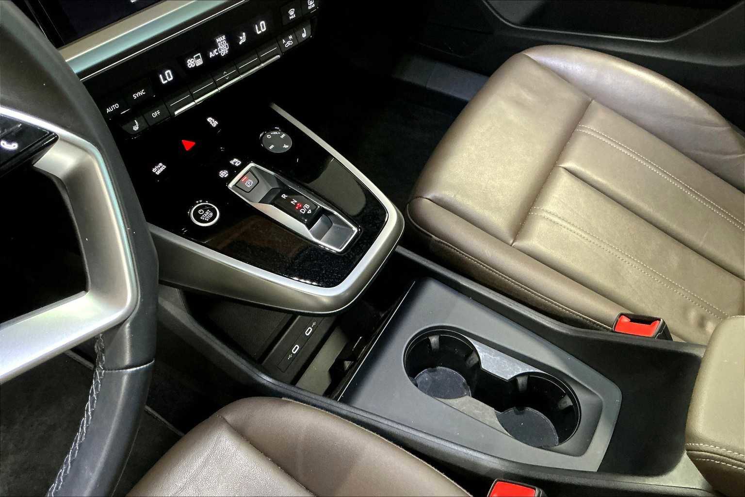Used 2023 Audi Q4 e-tron Premium w/ Convenience Package image 19