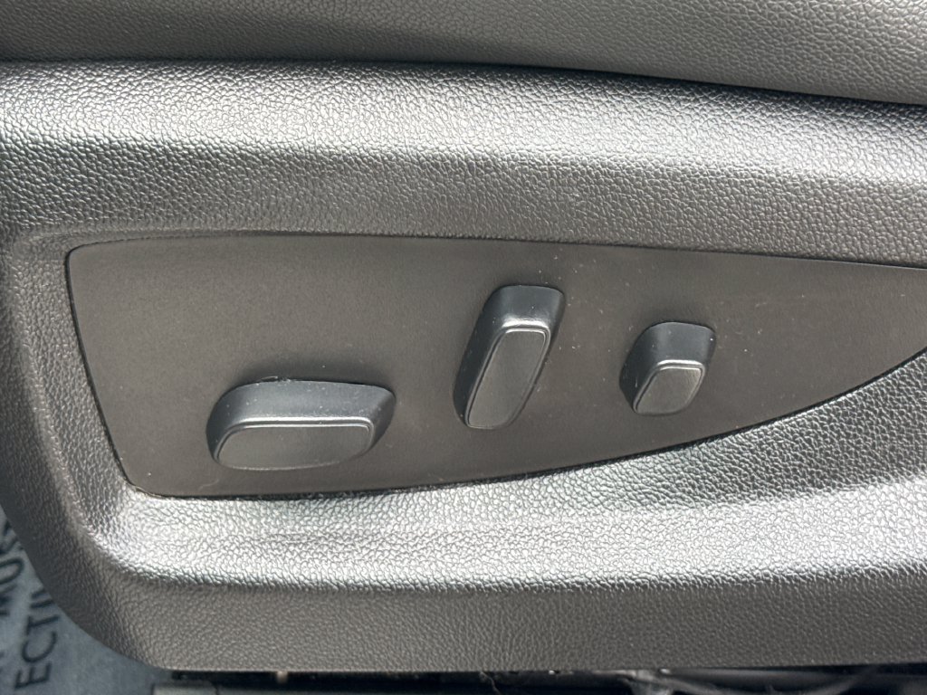 Used 2019 Chevrolet Tahoe LT RWD image 26