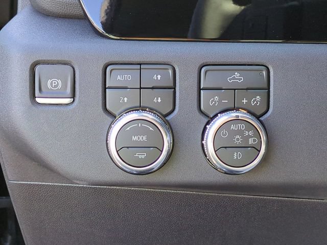 New 2026 GMC Sierra 1500 Elevation w/ LPO, Elevation Black Package AWD/4WD image 19