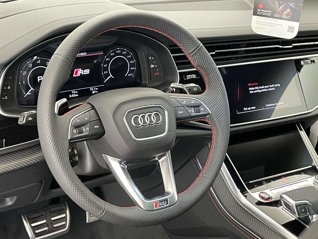New 2025 Audi RS Q8 performance image 4