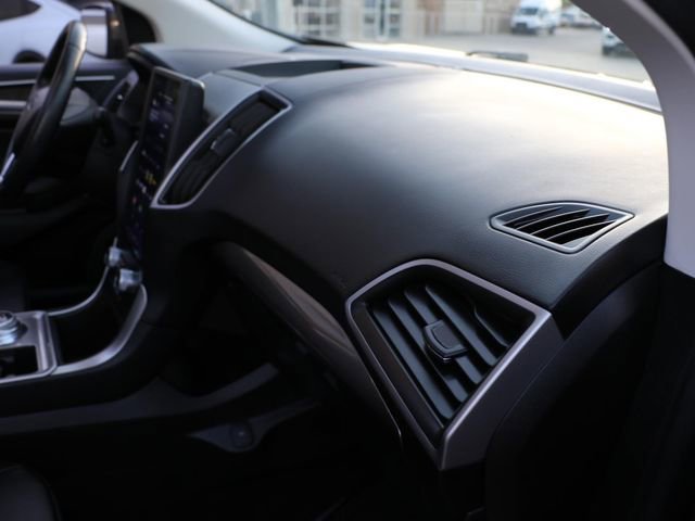 Used 2023 Ford Edge SEL w/ Convenience Package AWD/4WD image 10
