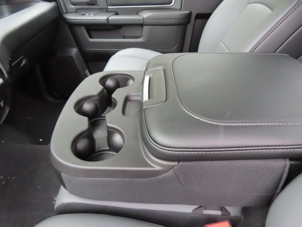 New 2026 RAM 3500 Tradesman AWD/4WD image 6