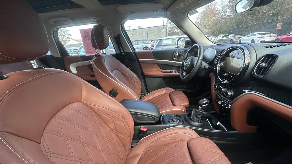 Used 2023 MINI Cooper Countryman SE w/ Signature Upholstery Package image 6