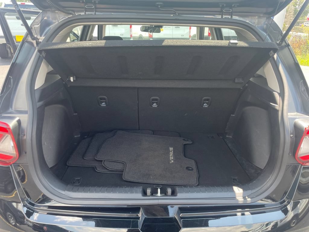 Used 2020 Hyundai Venue SEL FWD image 23