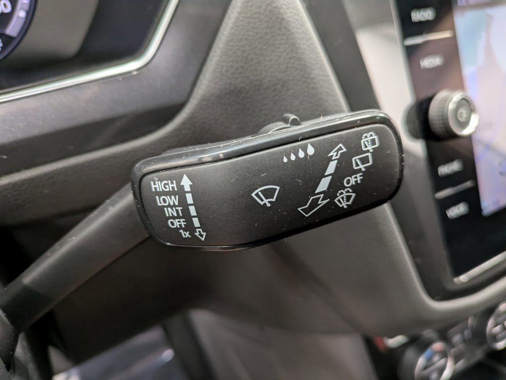 Used 2019 Volkswagen Tiguan SEL w/ 3rd Row Seat Package image 19