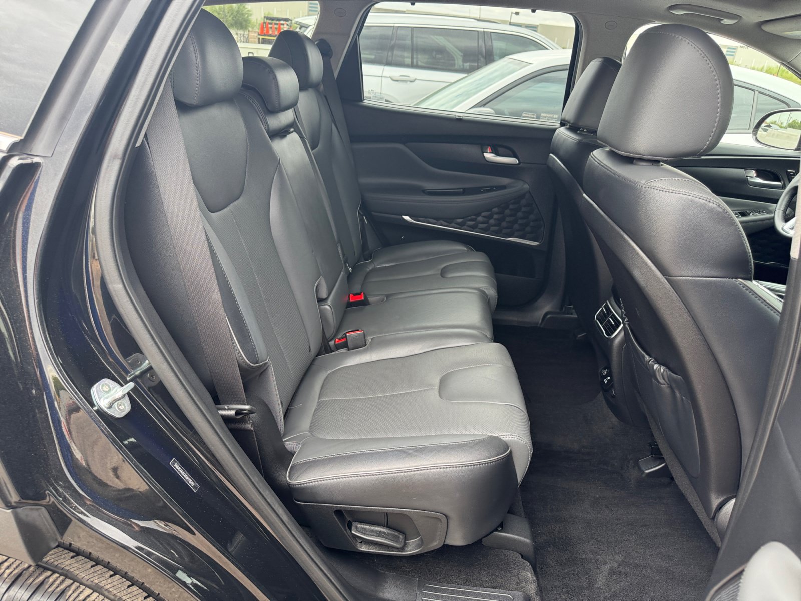 Used 2021 Hyundai Santa Fe Limited w/ Cargo Package FWD image 25