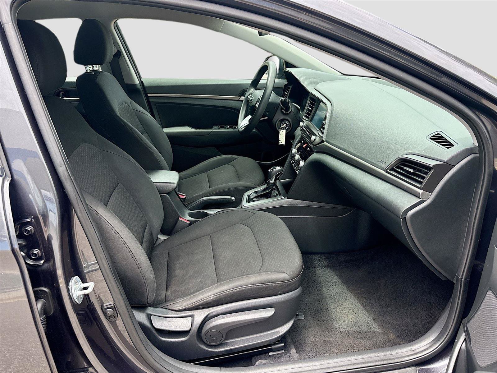 Used 2020 Hyundai Elantra SEL w/ Cargo Package (C1) FWD image 25