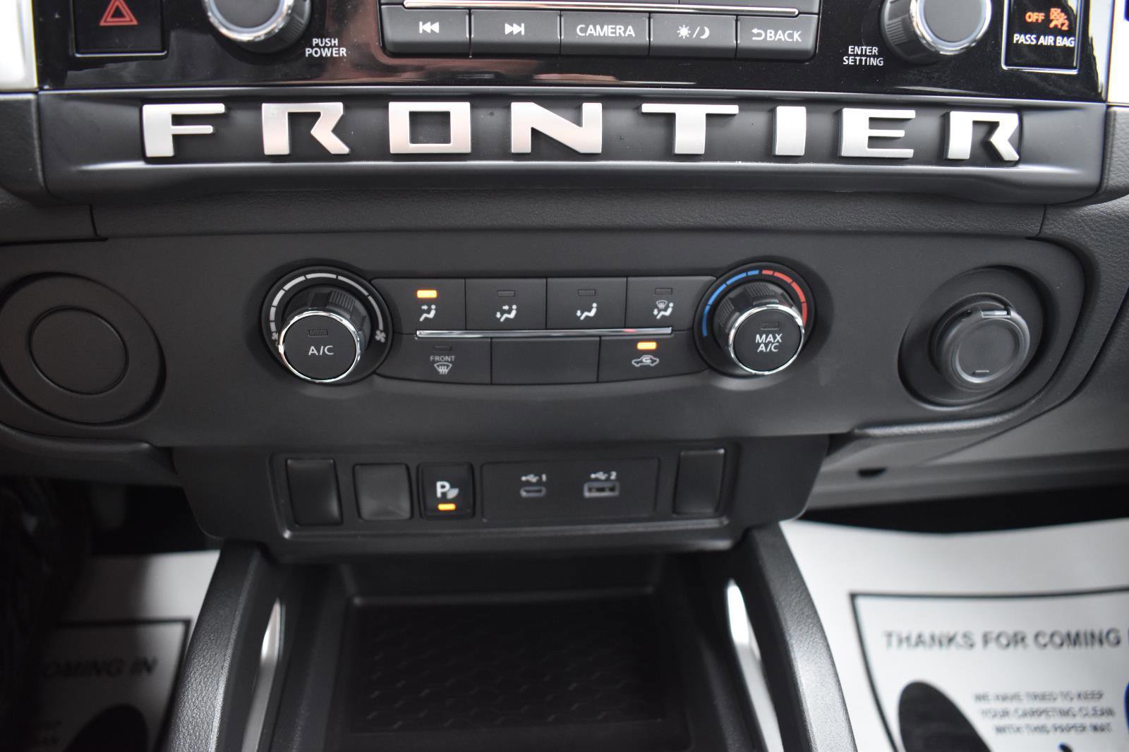 Used 2025 Nissan Frontier SV image 36