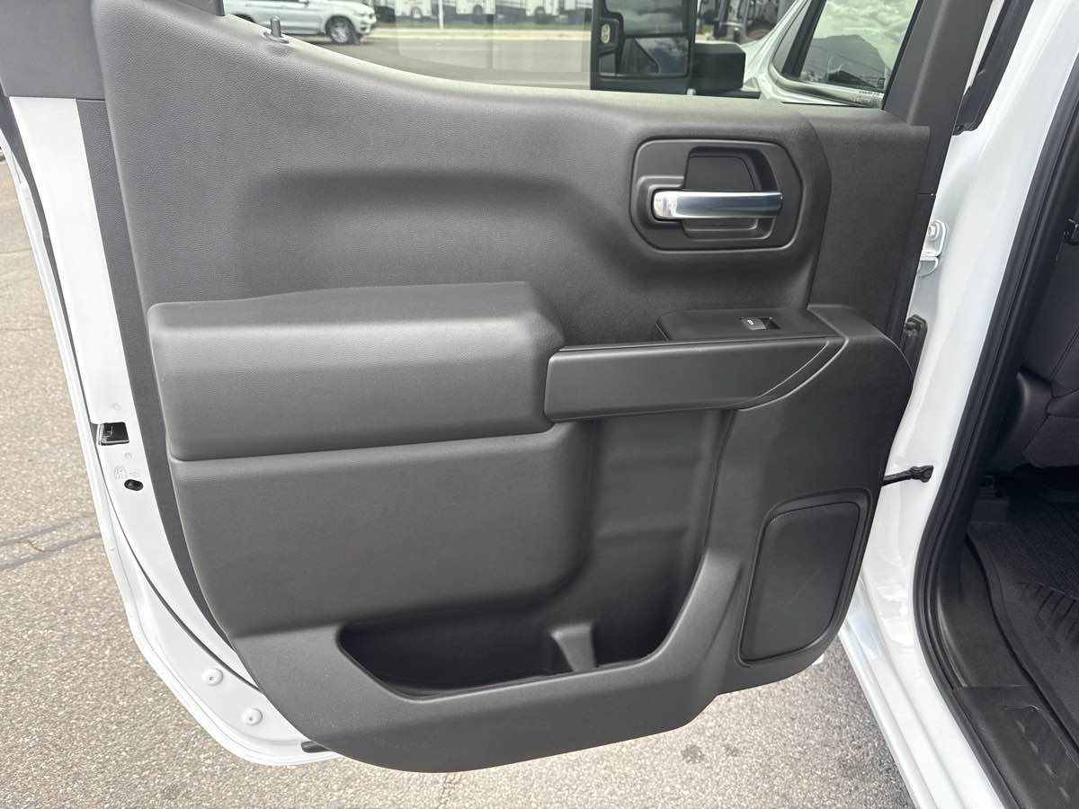 Used 2020 Chevrolet Silverado 1500 LT w/ All-Star Edition AWD/4WD image 16