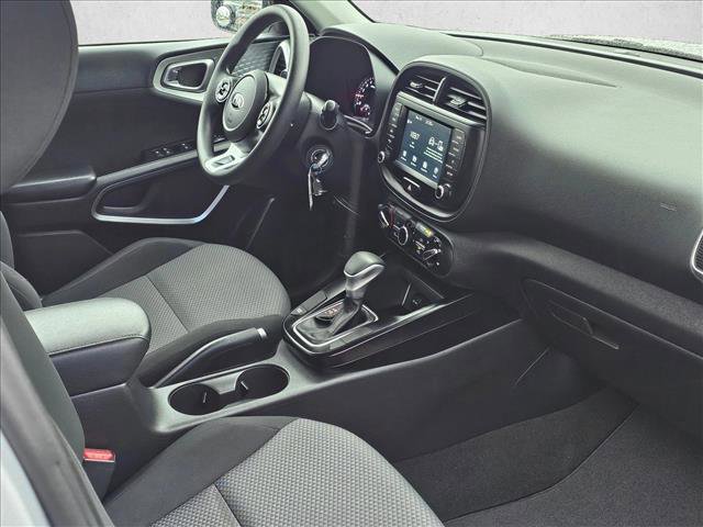 Used 2020 Kia Soul LX image 10