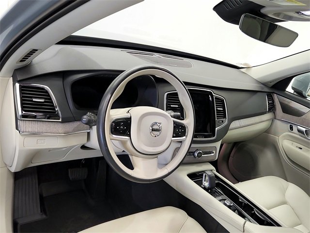 Used 2024 Volvo XC90 B5 Plus image 17