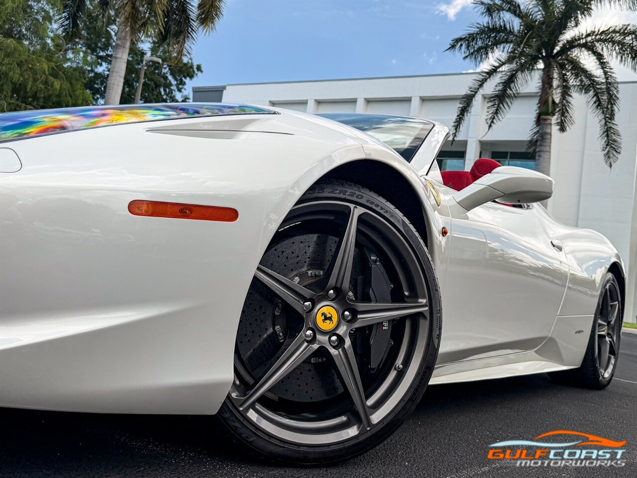 Used 2014 Ferrari 458 Spider RWD image 11
