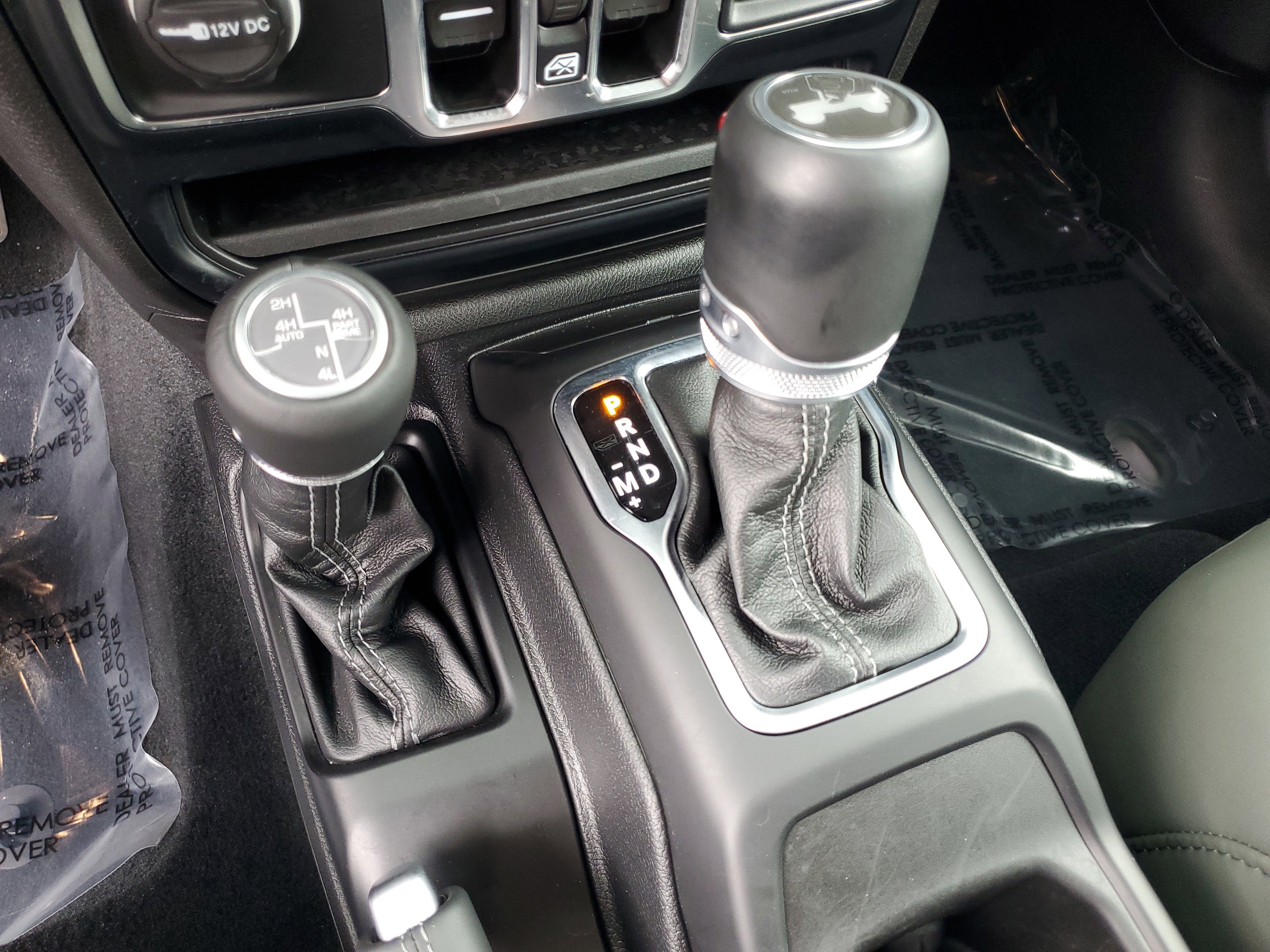 Used 2024 Jeep Wrangler High Altitude AWD/4WD image 29