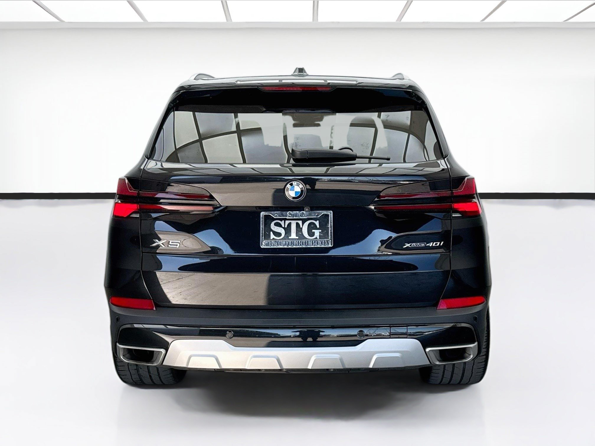 Used 2024 BMW X5 xDrive40i w/ Premium Package AWD/4WD image 5
