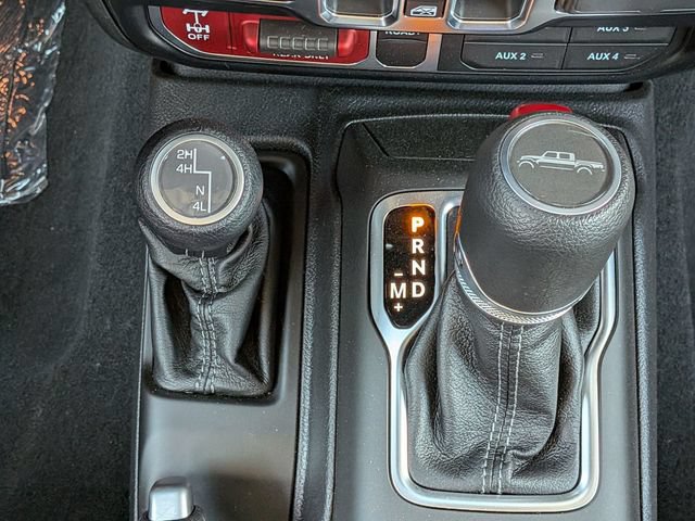 New 2026 Jeep Gladiator Sport AWD/4WD image 17