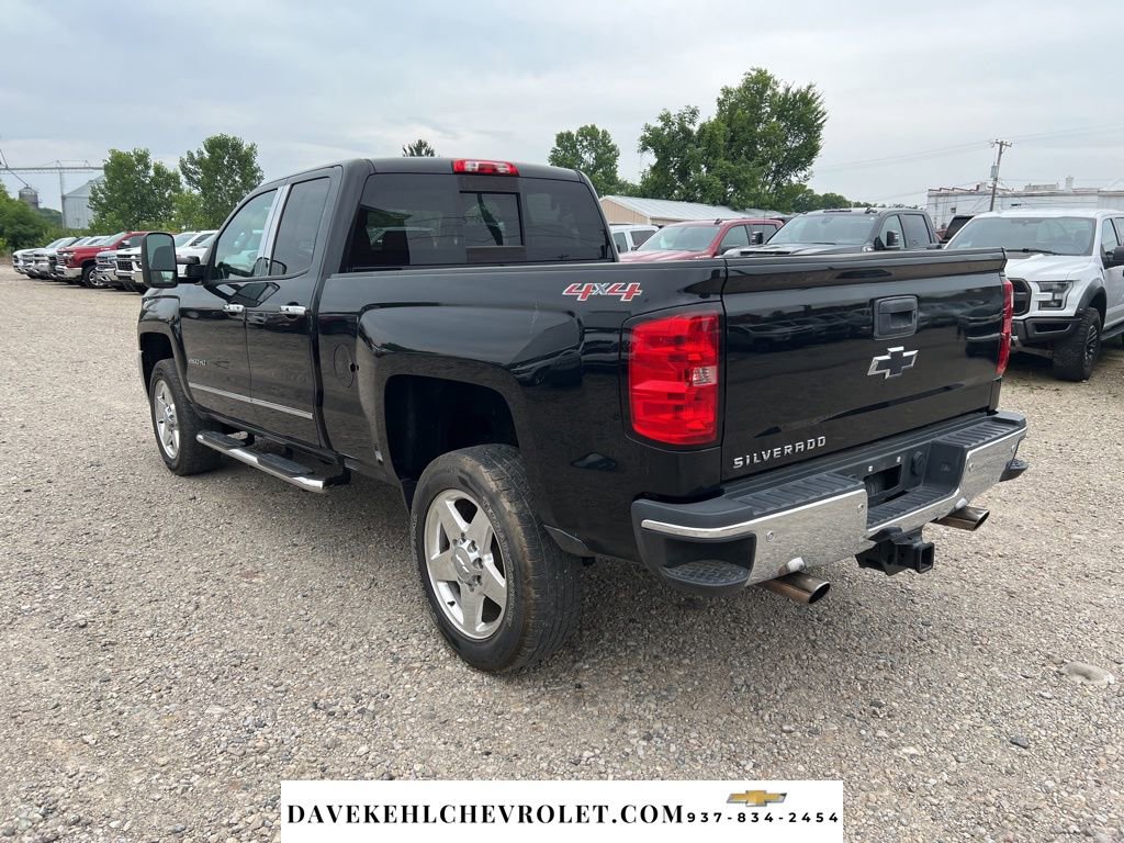 Used 2015 Chevrolet Silverado 2500 LTZ w/ LTZ Plus Package image 3