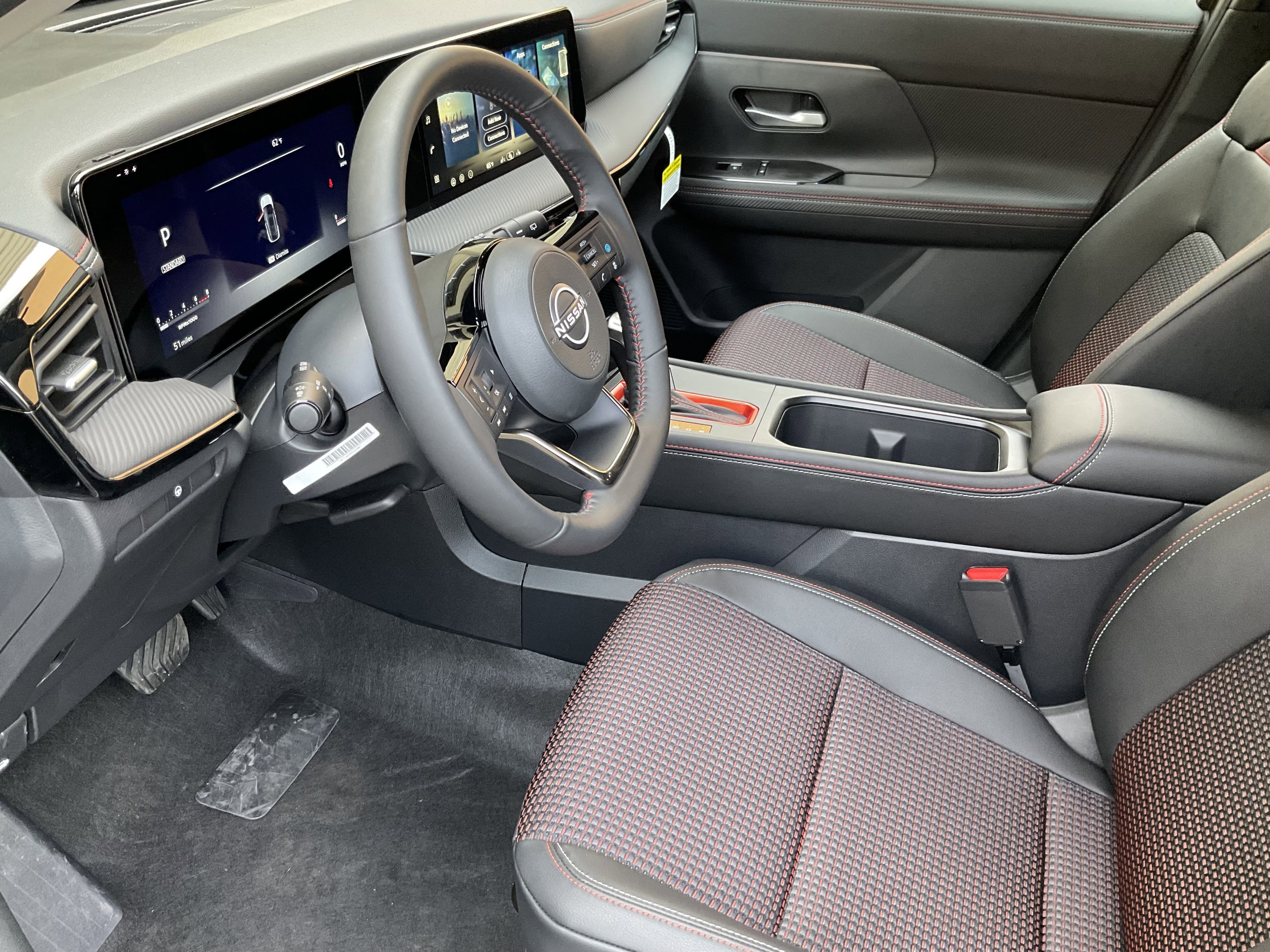 Used 2026 Nissan Kicks SR w/ Cold Weather Package image 22