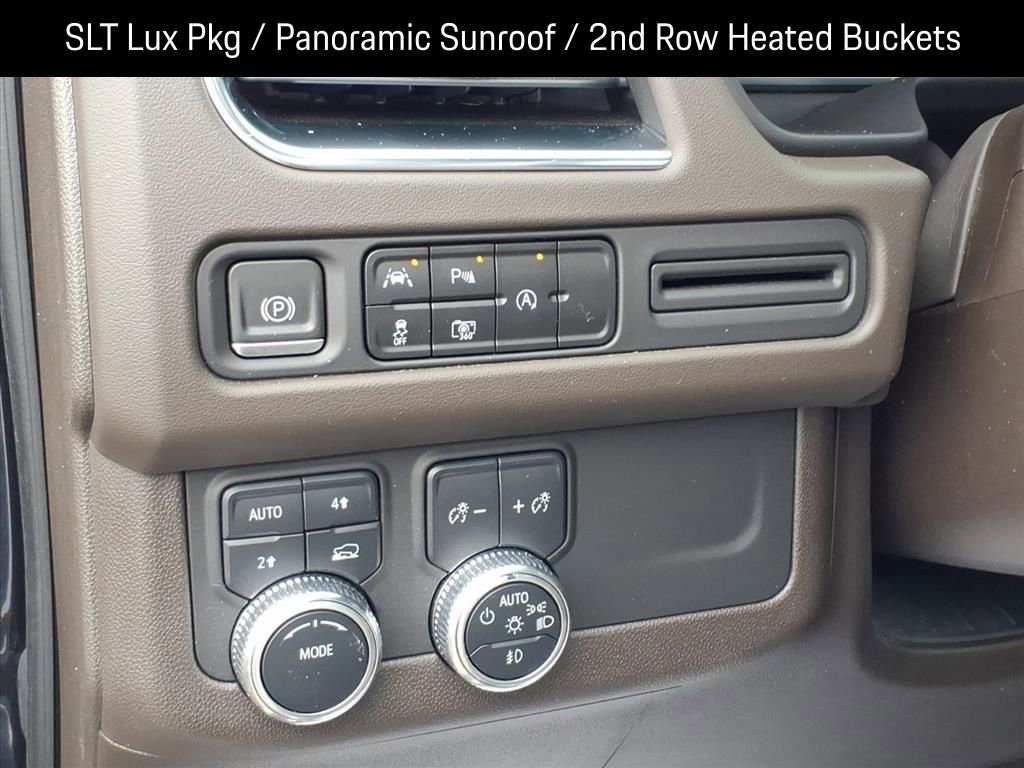 Used 2023 GMC Yukon SLT w/ SLT Luxury Package image 19