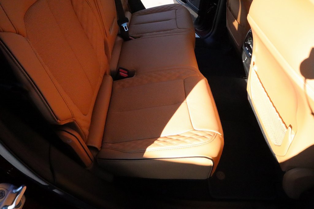 New 2025 Jeep Grand Cherokee Summit w/ Obsidian Package image 15