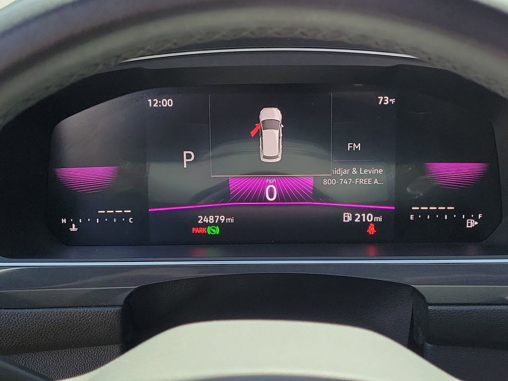 Used 2023 Volkswagen Tiguan SE R-Line image 27