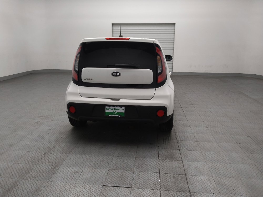 Used 2017 Kia Soul FWD image 7