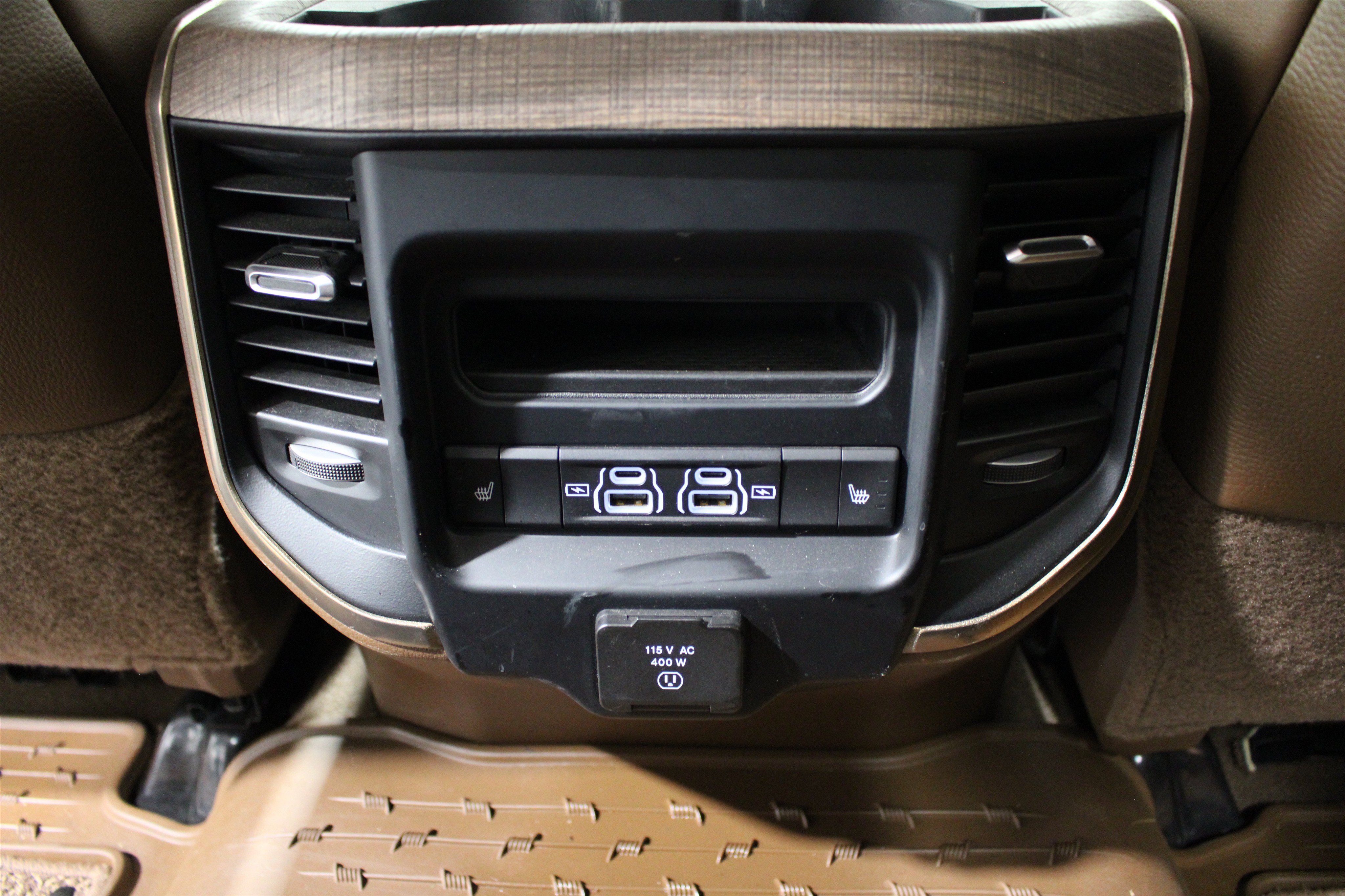 Used 2024 RAM 2500 Limited AWD/4WD image 24