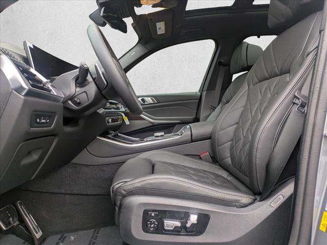 New 2026 BMW X5 xDrive50e w/ Executive Package image 4