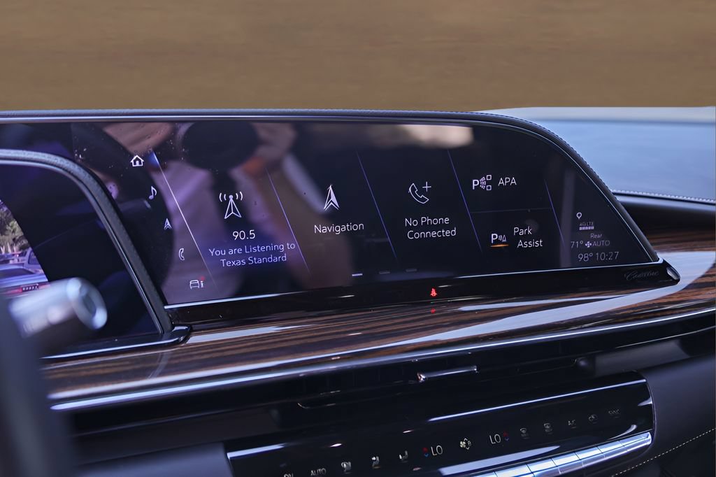 Certified 2024 Cadillac Escalade ESV Premium Luxury RWD image 15