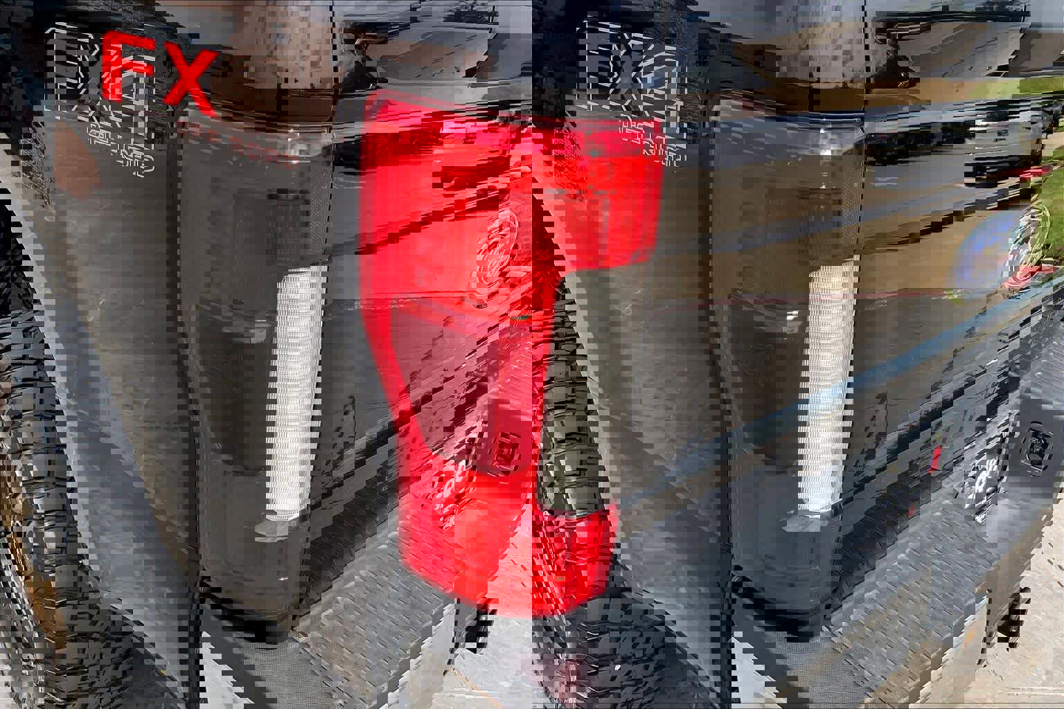 Used 2019 Ford F250 Lariat w/ Lariat Ultimate Package image 29