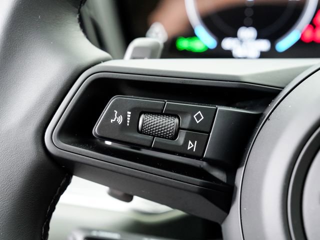 New 2026 Porsche Cayenne Coupe image 13