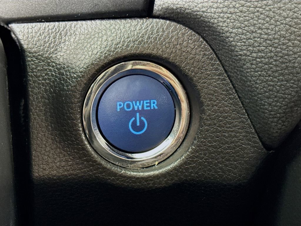 Used 2021 Toyota RAV4 Limited image 32