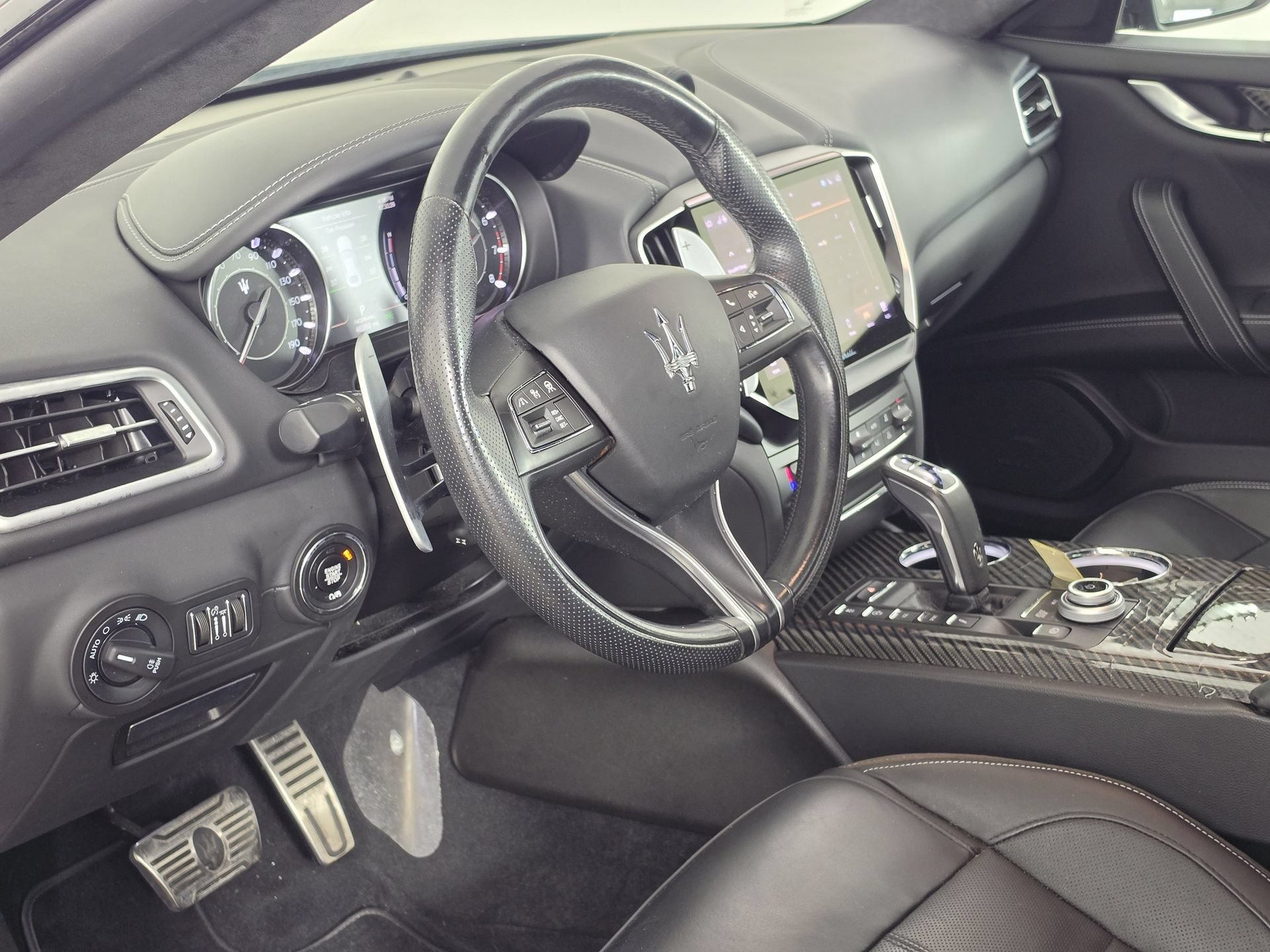 Used 2023 Maserati Ghibli Modena Q4 AWD/4WD image 8